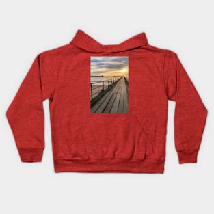 January sunrise at the mouth of the River Blyth - Portrait Kids Hoodie